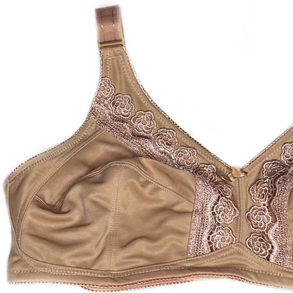 NEW Levex Nude w/ Floral Lace Trim Wire-free Comfort Support Bra 44DD Style 1273 - Picture 2 of 3